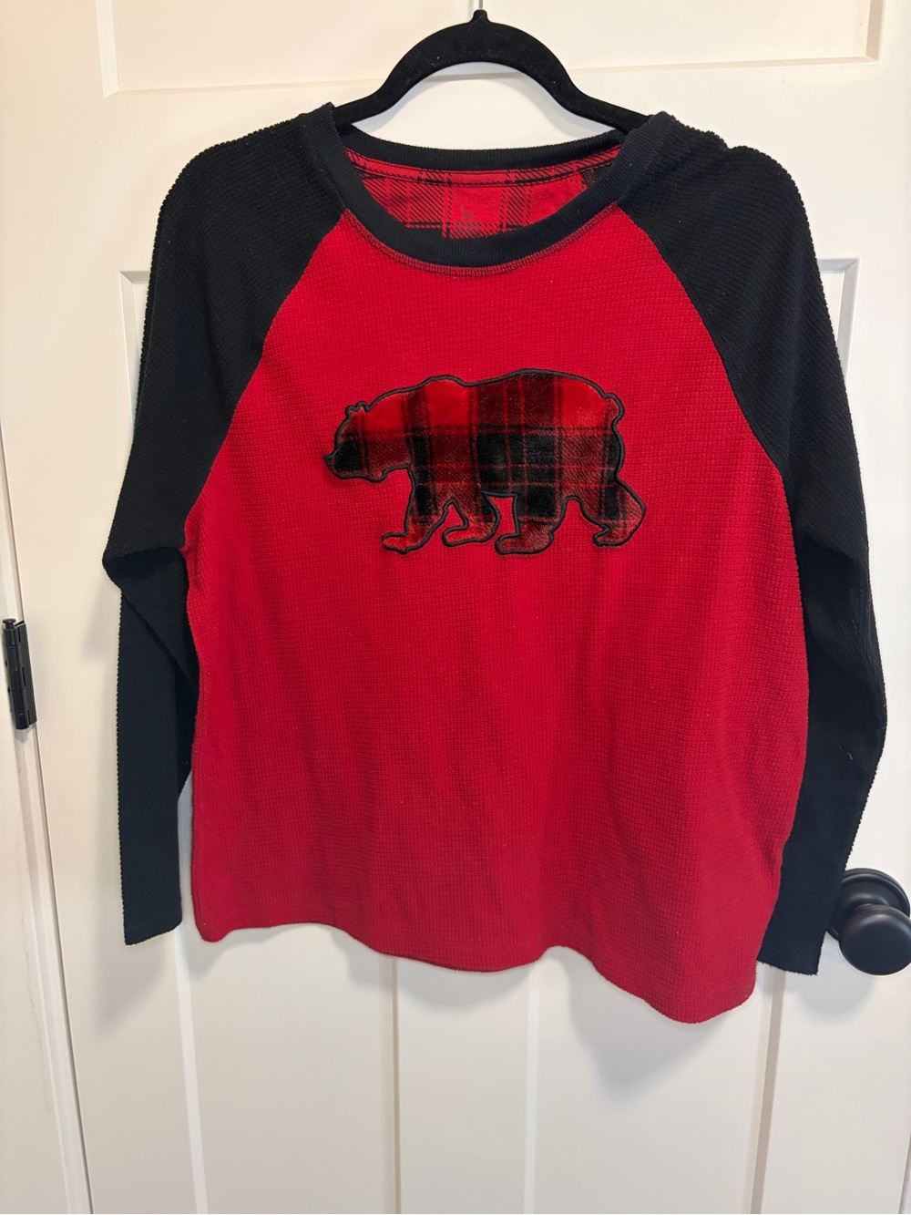 Eddie Bauer Women’s Red & Black Bear Plaid Raglan Pj Top